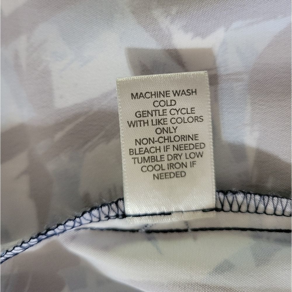 Christopher & Banks Lightweight Abstract Print Jacket - Picture 11 of 12